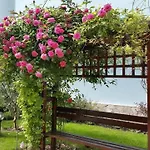 Yassen Holiday Village