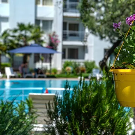 Hotel de apartamente Yassen Village 3*