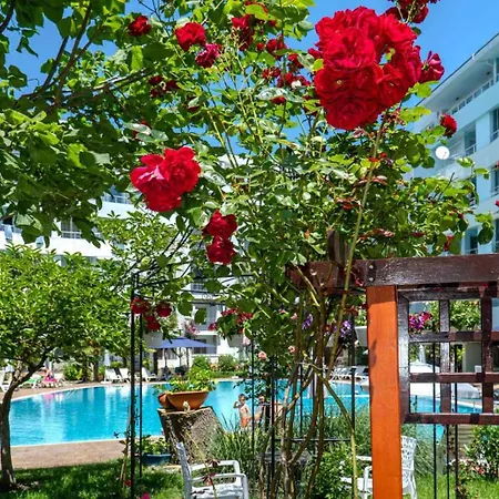 Hotel de apartamente Yassen Village 3*