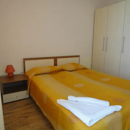 Yassen Village Hotel de apartamente