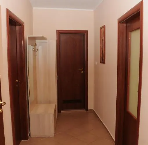 Yassen Village Aparthotel