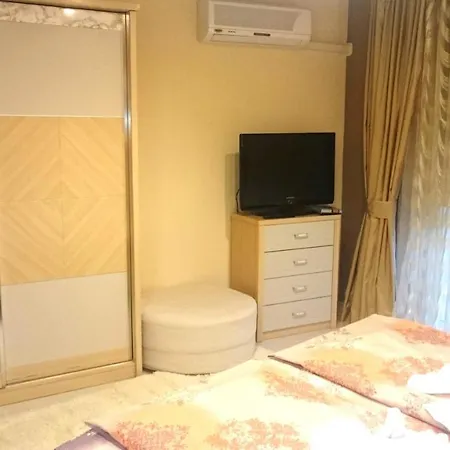 Апарт-отель Yassen Village 3*