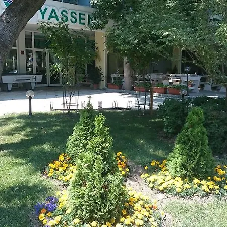 Yassen Holiday Village Aparthotel Sunny Beach