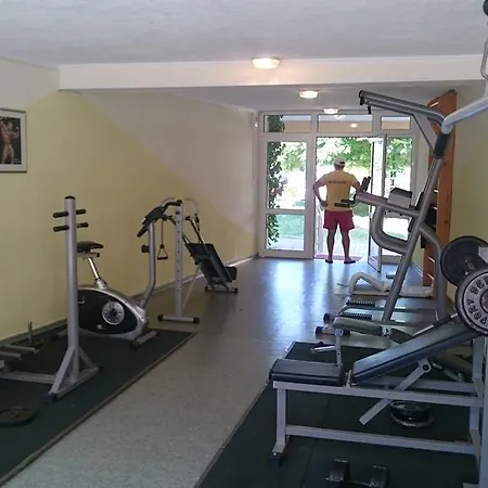 Yassen Holiday Village Aparthotel 3*