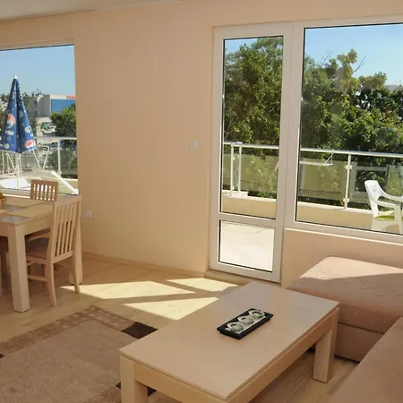 Yassen Holiday Village 3* Sunny Beach