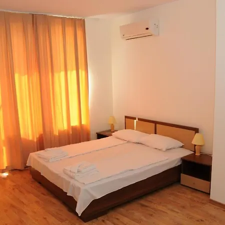 Yassen Holiday Village Aparthotel Sunny Beach