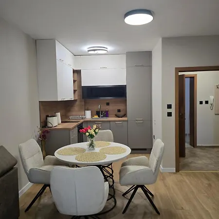 Yassen Village Aparthotel