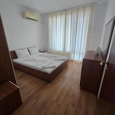 Aparthotel Yassen Village Sunny Beach