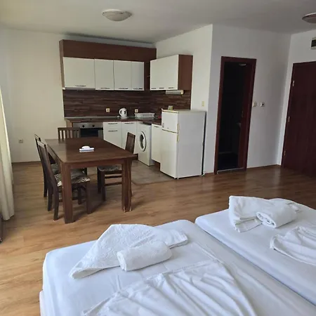 Yassen Village Aparthotel