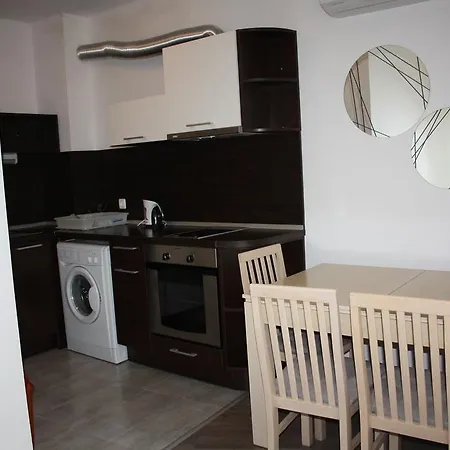 Yassen Holiday Village Aparthotel Sunny Beach
