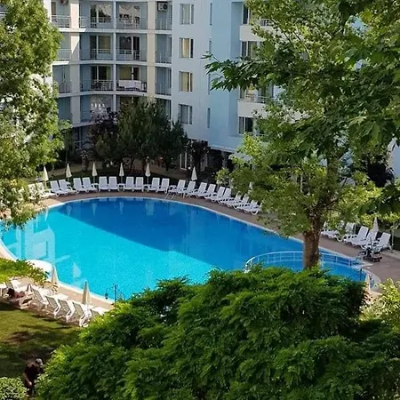 Yassen Holiday Village Aparthotel 3*